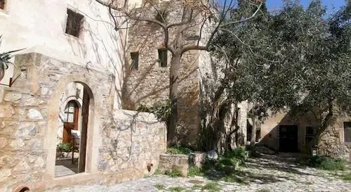 Dorovinis Monemvasia Castlehouses 