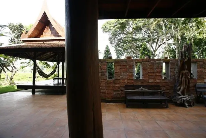 Ayutthaya retreat 