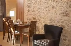 Porto Enetiko Suites 