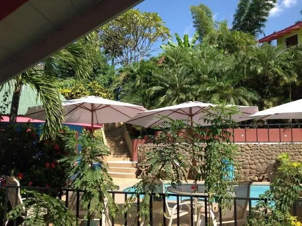 Tamarindo Village Hotel 