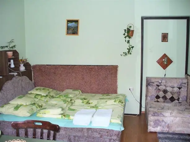 Pleiveisz Apartman