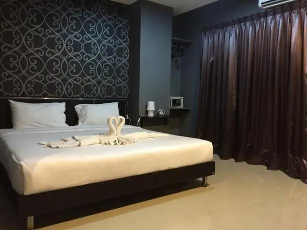 Sweet Hotel Patong 