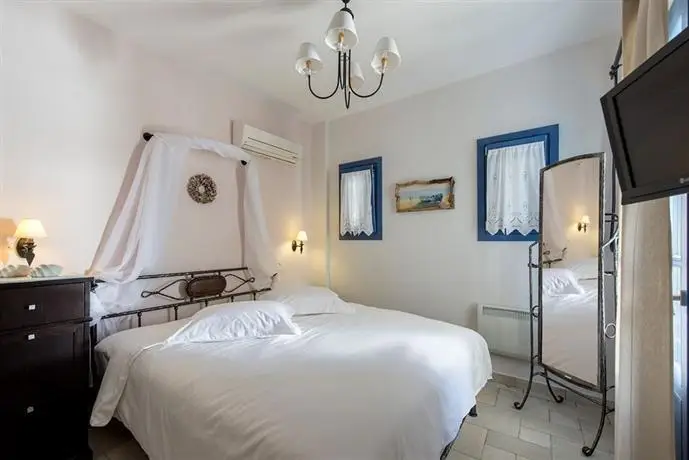 Earino Suites and Villa 