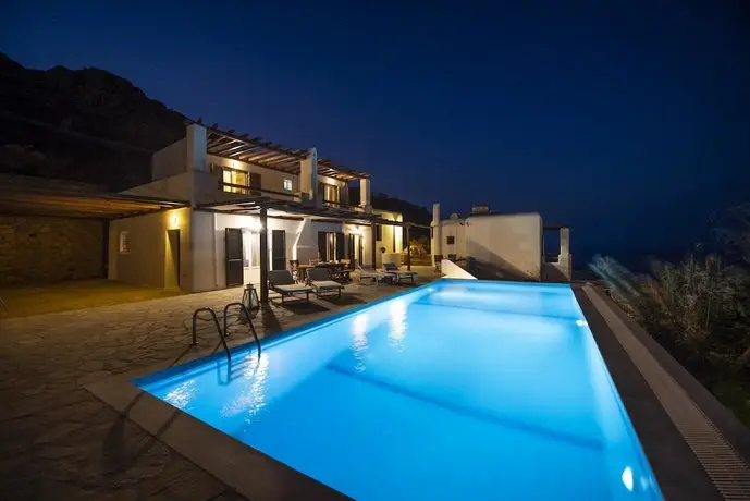 Siourdas Mykonos Villas 