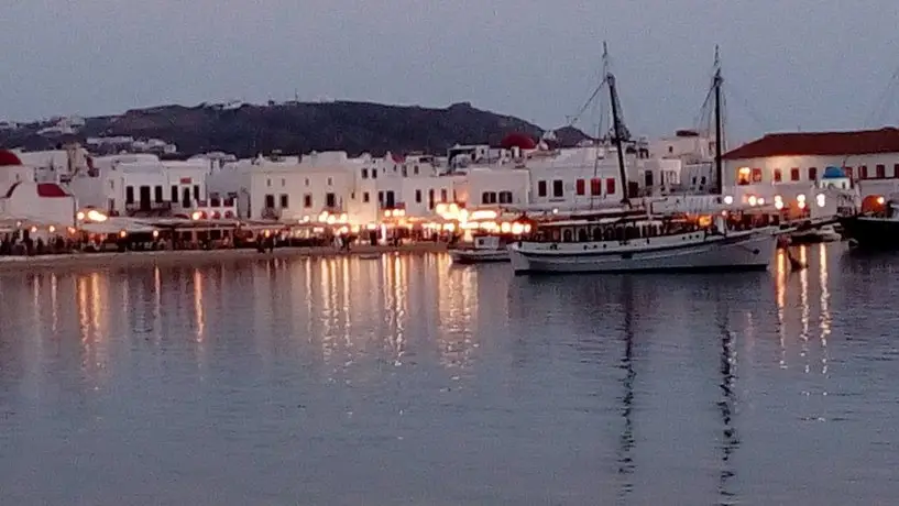 Siourdas Mykonos Villas 