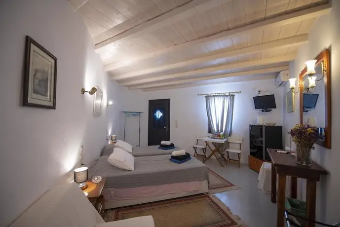 Siourdas Mykonos Villas 