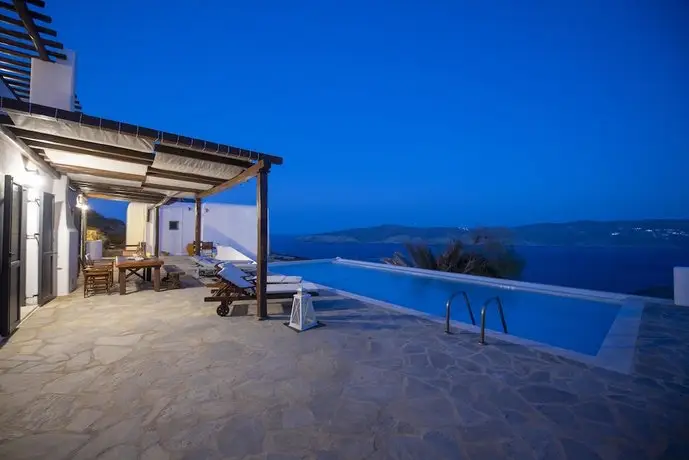 Siourdas Mykonos Villas 