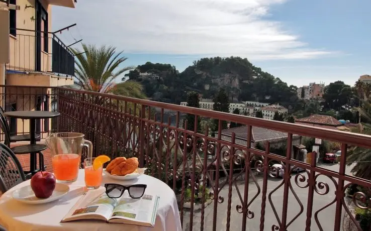 Panoramic Apartments Taormina Mazzaro 