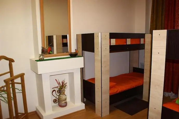 Hostel 7 Rooms 