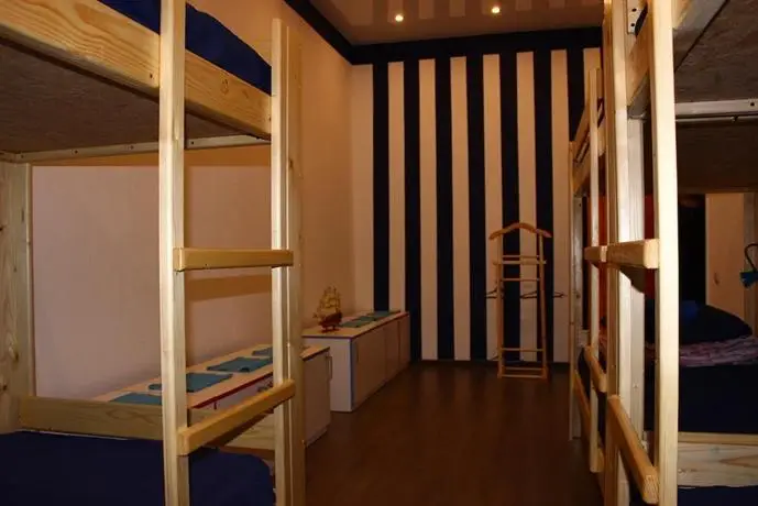 Hostel 7 Rooms 