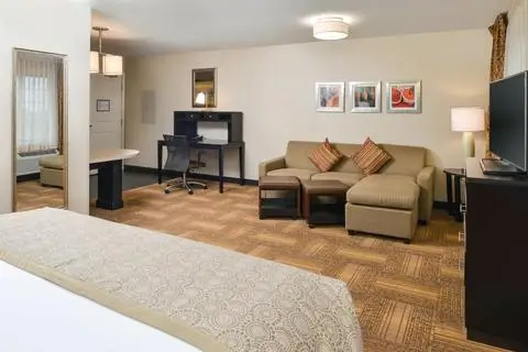 Staybridge Suites Merrillville 