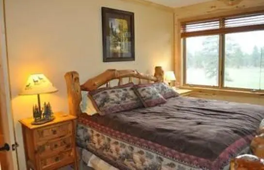 Elktrace Bed and Breakfast 