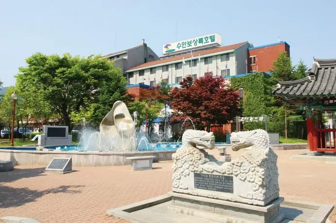 SUANBO SANGNOK Tourist Hotel