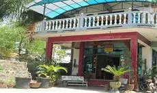 Gold Star hotel Nyaung Shwe 