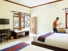 Puri Rinjani Bungalows 