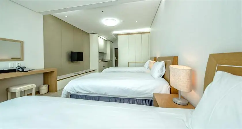 Jeju Avillos Serviced Residence 