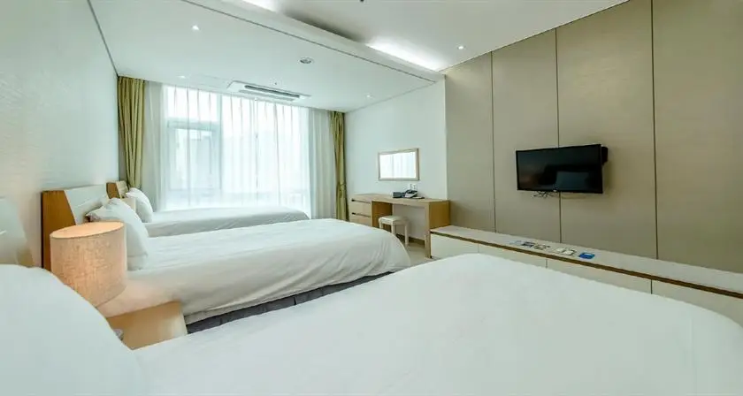 Jeju Avillos Serviced Residence 