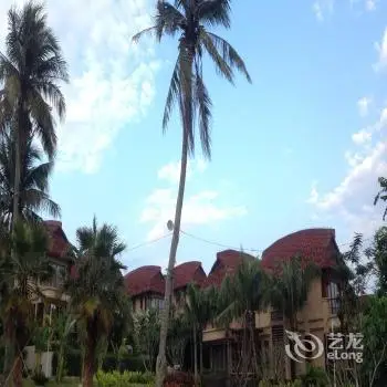 Bulongsai Hotel & Resort 