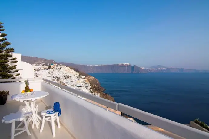 Santorini Secret Suites & Spa 