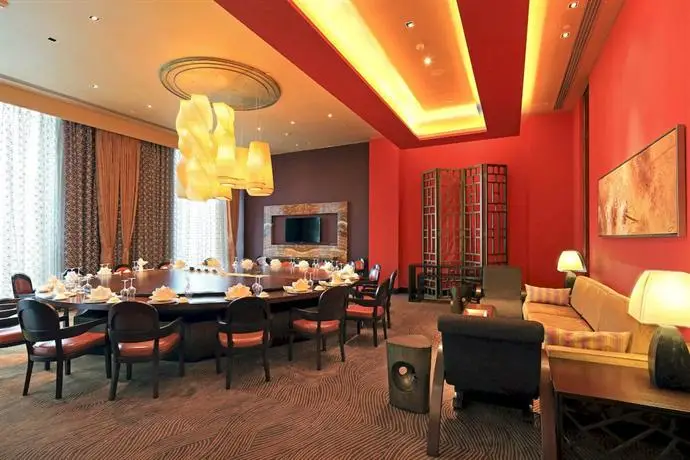 Hilton Qingdao Golden Beach 