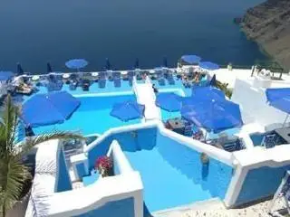 Caldera Blue Apartments 