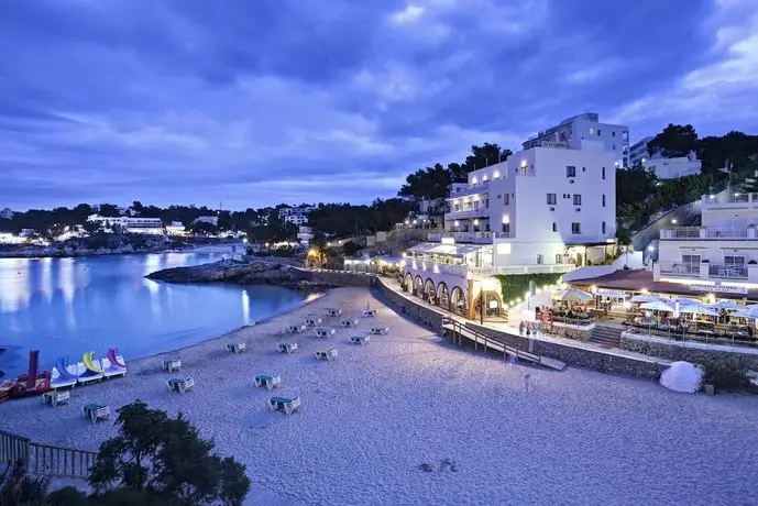 Grupotel Ibiza Beach Resort - Adults Only 