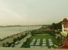 Mawlamyaing Strand Hotel 