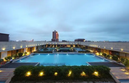 Wyndham JinJiang Hotel 