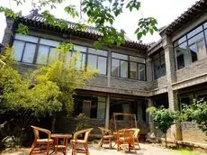 Tai Shan Hong Men International Youth Hostel 