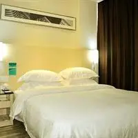 City Comfort Inn Yulin Bobai 