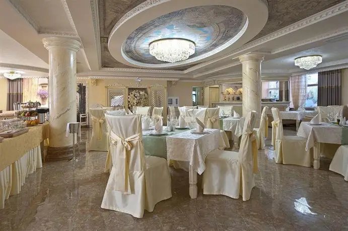 Amici Grand Hotel 