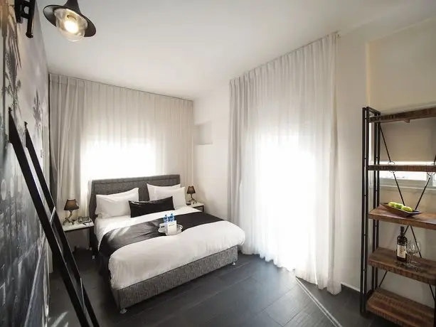 Dizengoff Avenue Boutique Hotel 