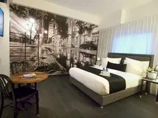 Dizengoff Avenue Boutique Hotel 