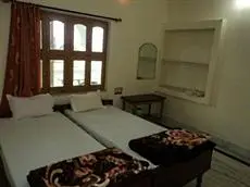 Rahul Guest House Bodhgaya 