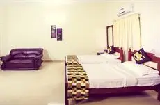 Plaza Suites Kochi 