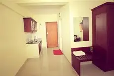 Plaza Suites Kochi 