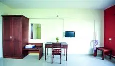 Plaza Suites Kochi 