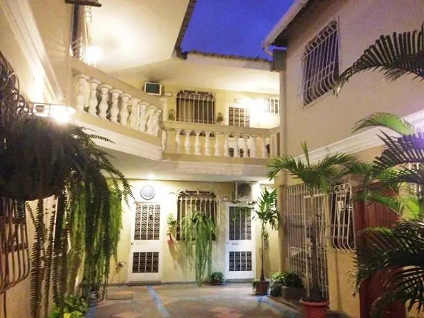 El Patio Suites 