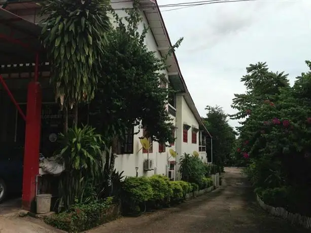 Manolom Guesthouse