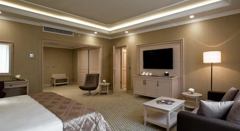 Divan Suites Batumi 