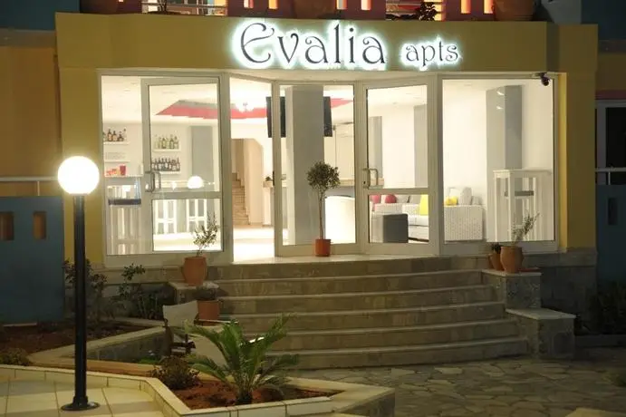 Evalia Apartments 