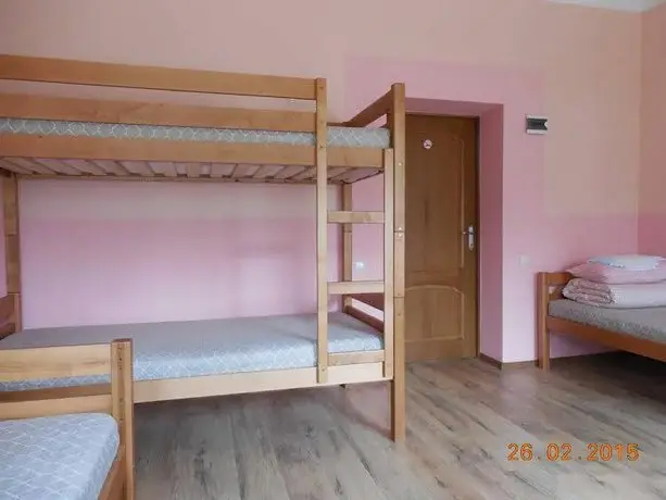 Gogol Park Hostel 