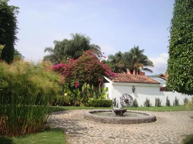 Las Cupulas Hotel & Restaurante