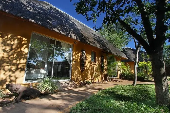 Normann Safari Bush Lodge 