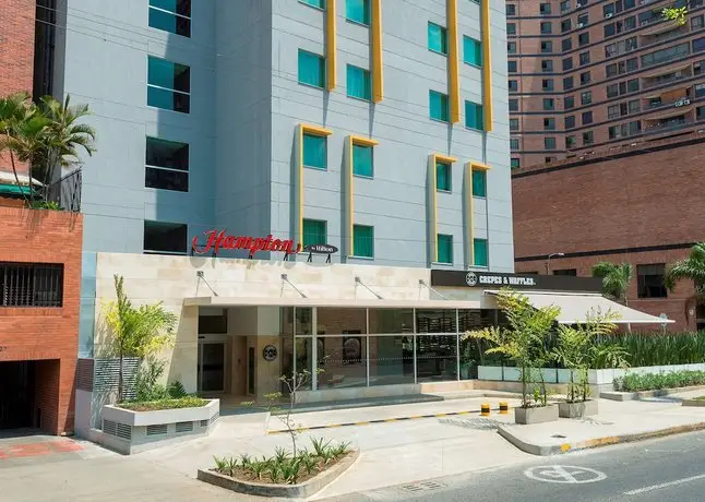 Hampton by Hilton Cali 