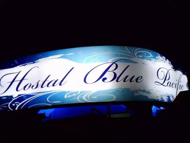 Hostal Blue Pacific 