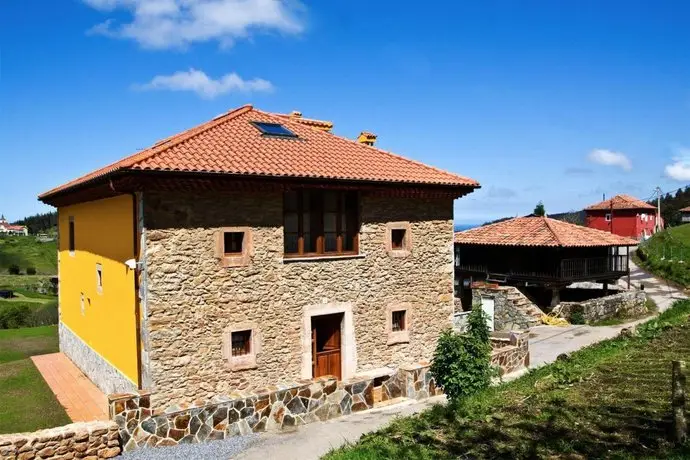 Casa Rural Los Sombredales 