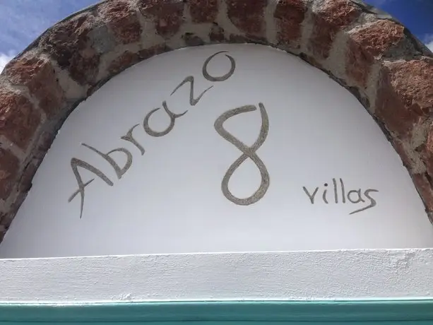 Abrazo 8 Villas 