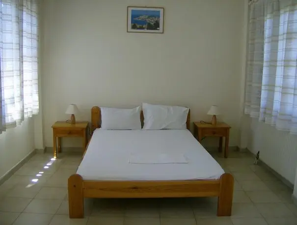 Vazakas Rooms 