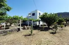 Katerina Rooms Platys Gialos Sifnos 